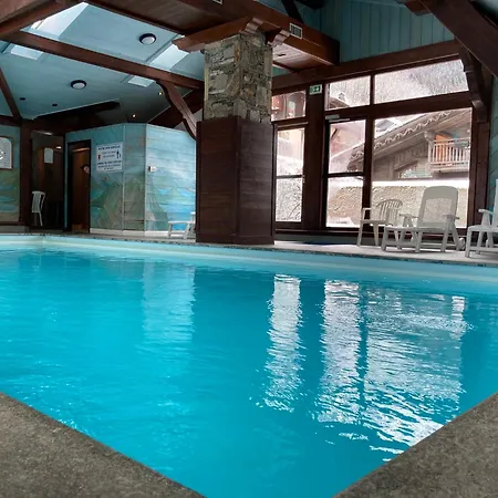 Vue Magnifique Avec Piscine,pied Des Pistes De Ski,garage Lägenhet Les Houches