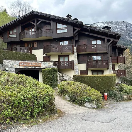 Appartement Vue Magnifique Avec Piscine,pied Des Pistes De Ski,garage *